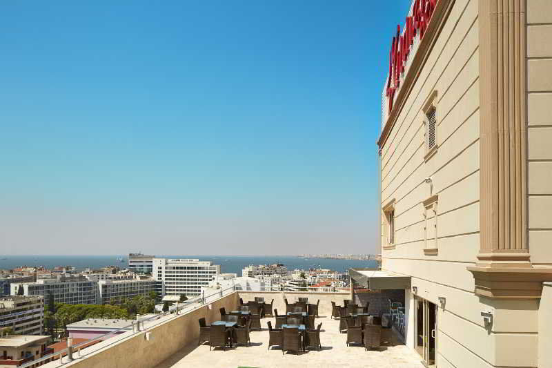 Hotel Doubletree By Hilton Izmir - Alsancak Extérieur photo