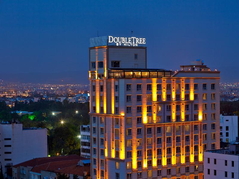 Hotel Doubletree By Hilton Izmir - Alsancak Extérieur photo